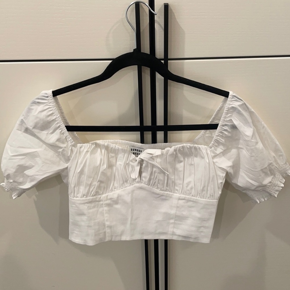 NWOT Aritzia countess ruched detail blouse small